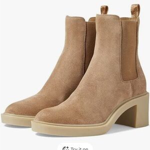 Dolce Vita Gilana Chelsea Boots Tan Truffle Size 8